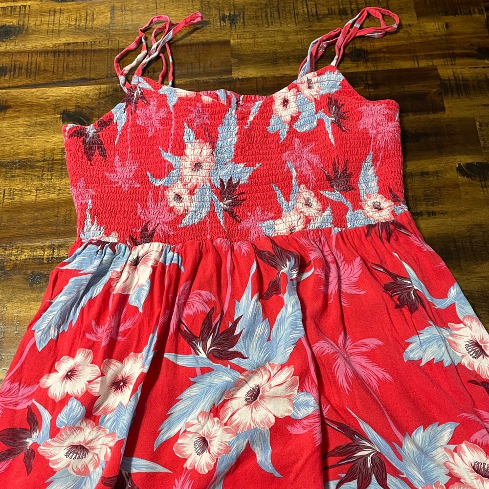 American Eagle Mini Dress L Cute Back Cutout
